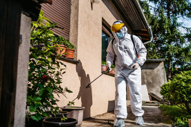 Best Flea Control Services  in Oak Hills, OR